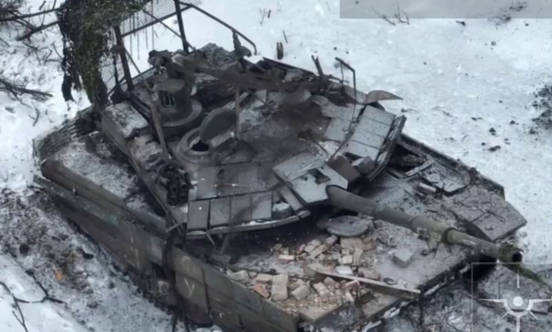 БМП Bradley VS «Прорив»: відео феєричного знищення найновішого російського танка