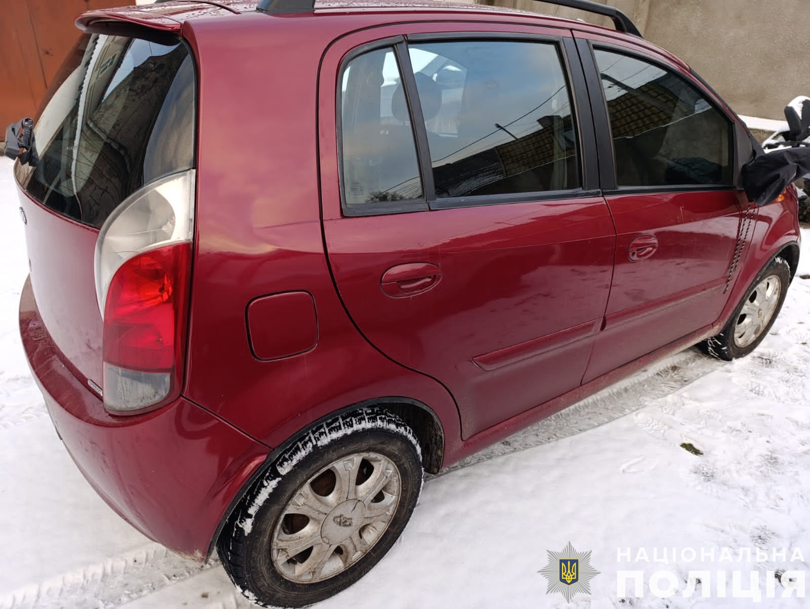 На Львівщині авто збило пенсіонерку