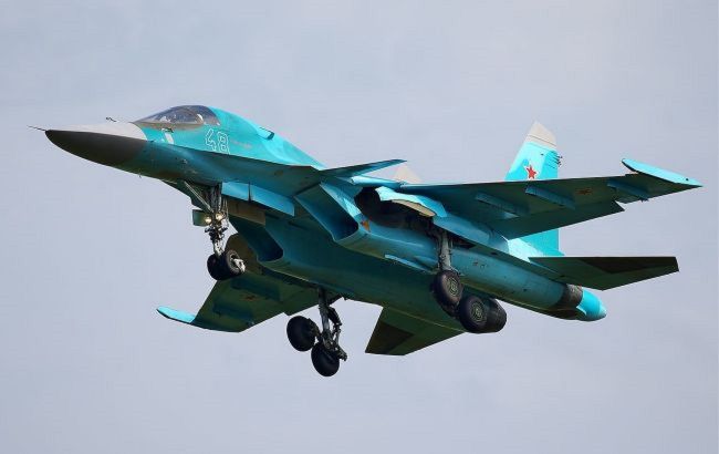 Війська РФ вдарили по Кривому Рогу з літака Су-34