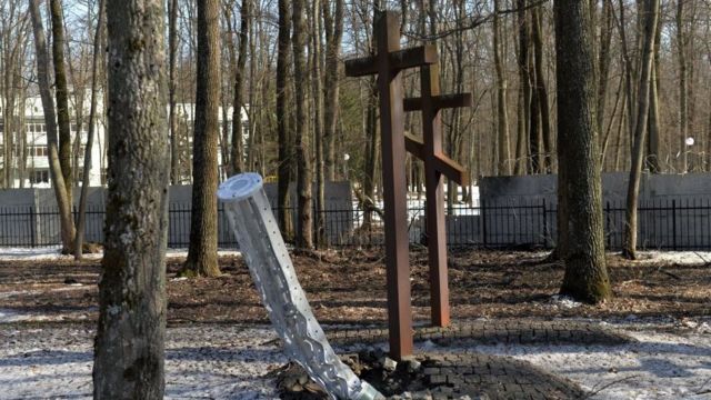 Ворог обстріляв Слов’янськ касетними бомбами