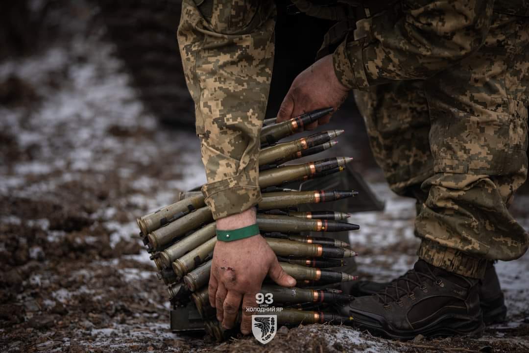 Ворог продовжує найбільше штурмувати на Новопавлівському напрямку, - Генштаб