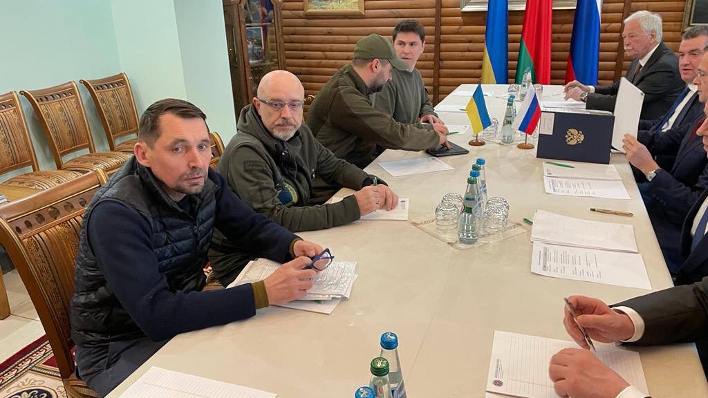 У Туреччині сьогодні розпочнеться черговий раунд переговорів України з Росією