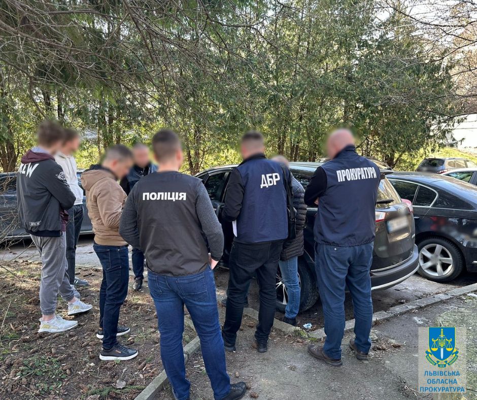 Львівський чиновник вимагав 8 тисяч гривень хабаря від підприємця