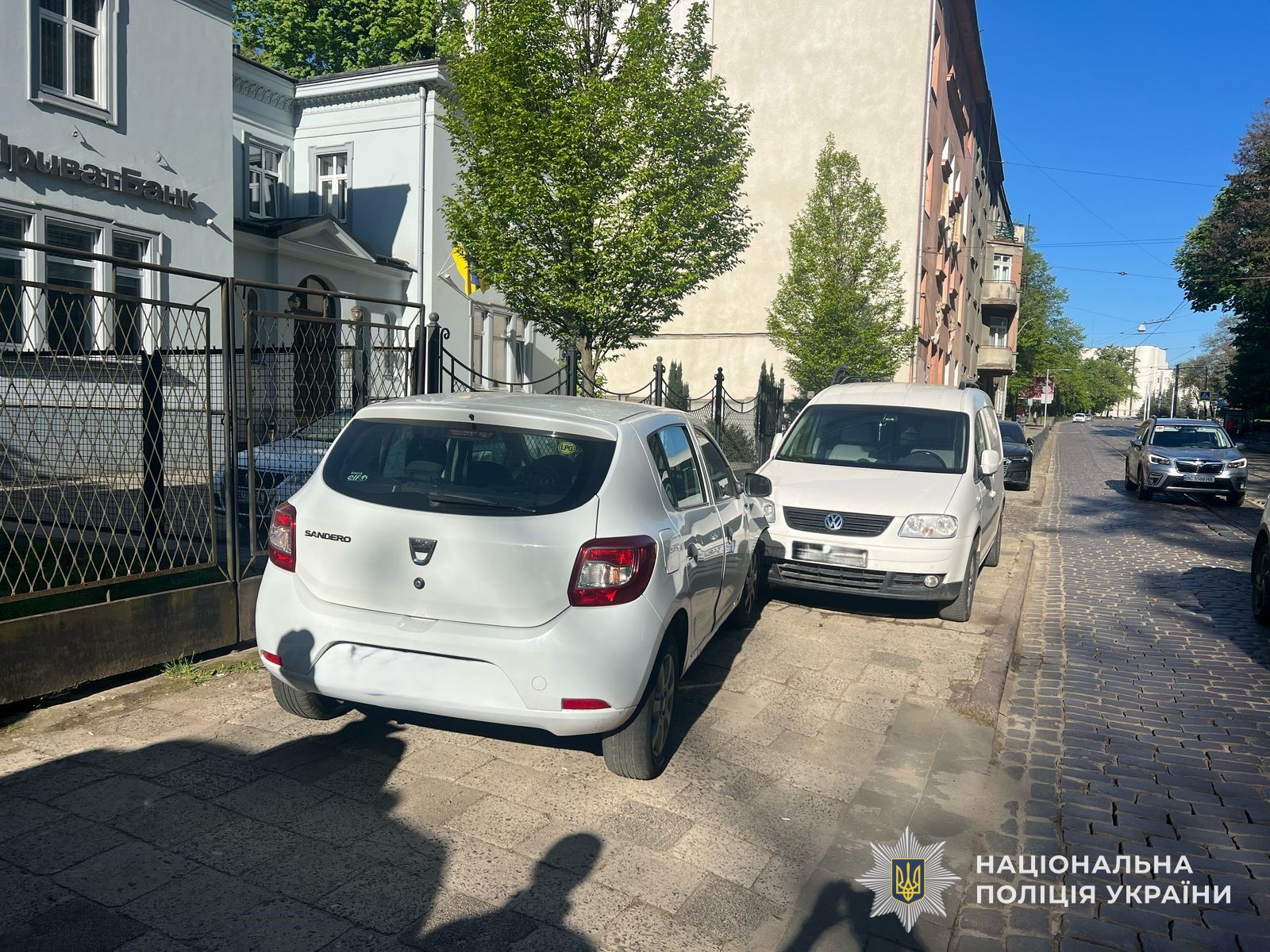 Стало погано за кермом: у Львові в ДТП загинув 60-річний водій (фото)