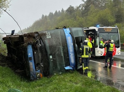 У Німеччині перекинувся автобус зі школярами: 28 постраждалих