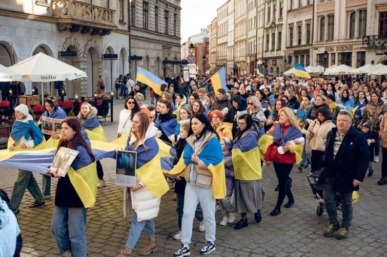 Війна. 48-й день. Основне за 12 квітня у фактах і фото