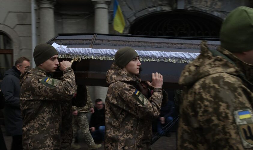 Менше 100 тисяч. Арахамія пропонує відкрити дані про втрати України