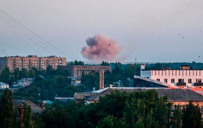 У Донецьку прогриміли гучні вибухи