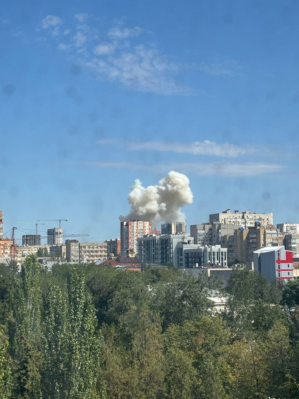 У центрі російського міста Ростов-на-Дону пролунав вибух: що відомо