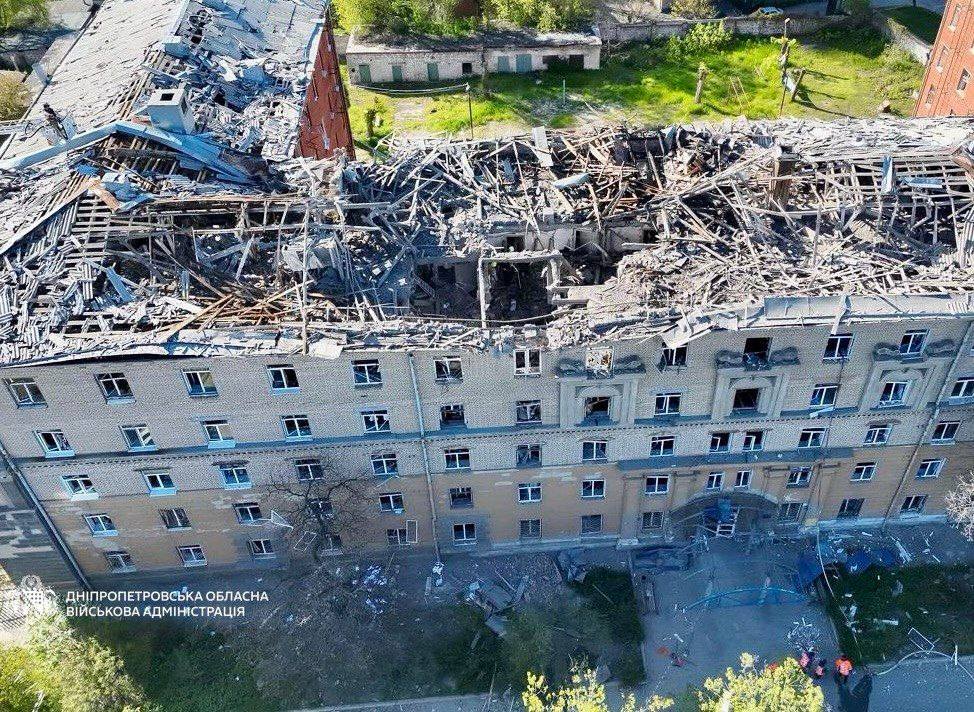 З'явилося фото 19-річного студента, який загинув у Дніпрі під час ракетного удару по гуртожитку: Що про нього відомо