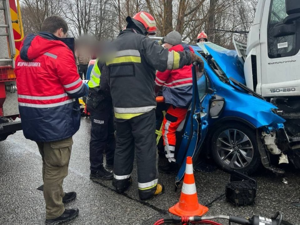Біля Винників трапилась ДТП із потерпілими