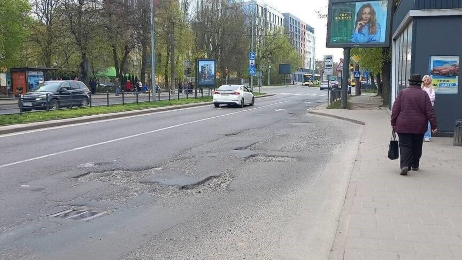 На вихідних у Львові ремонтуватимуть важливу вулицю у центрі міста: рух реверсний