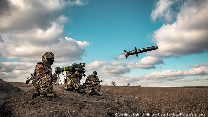 У Німеччині лунають заяви про можливість надання Україні засобів військового захисту