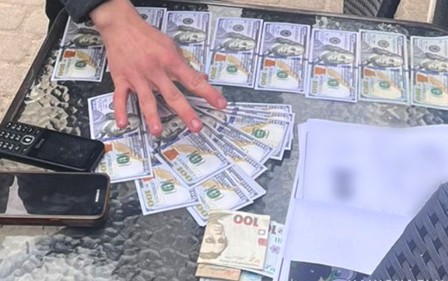 За 17 тисяч доларів: на Львівщині спіймали «бізнесмена» який допомагав ухилянтам
