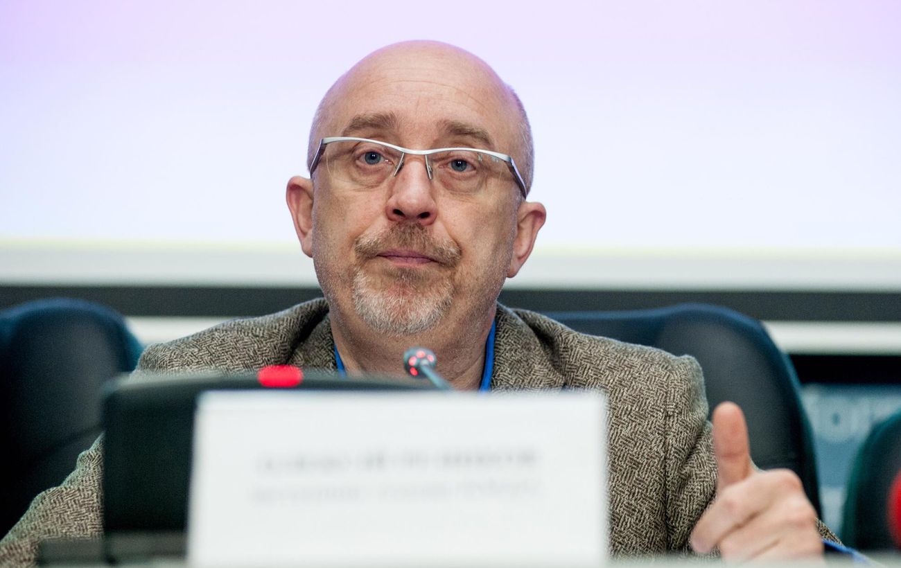 «Це дискредитація». Резніков пояснив, чому чоловікам України вручають повістки
