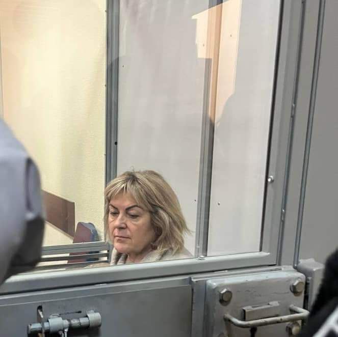 Суд арештував майно очільниці Хмельницької МСЕК: деталі