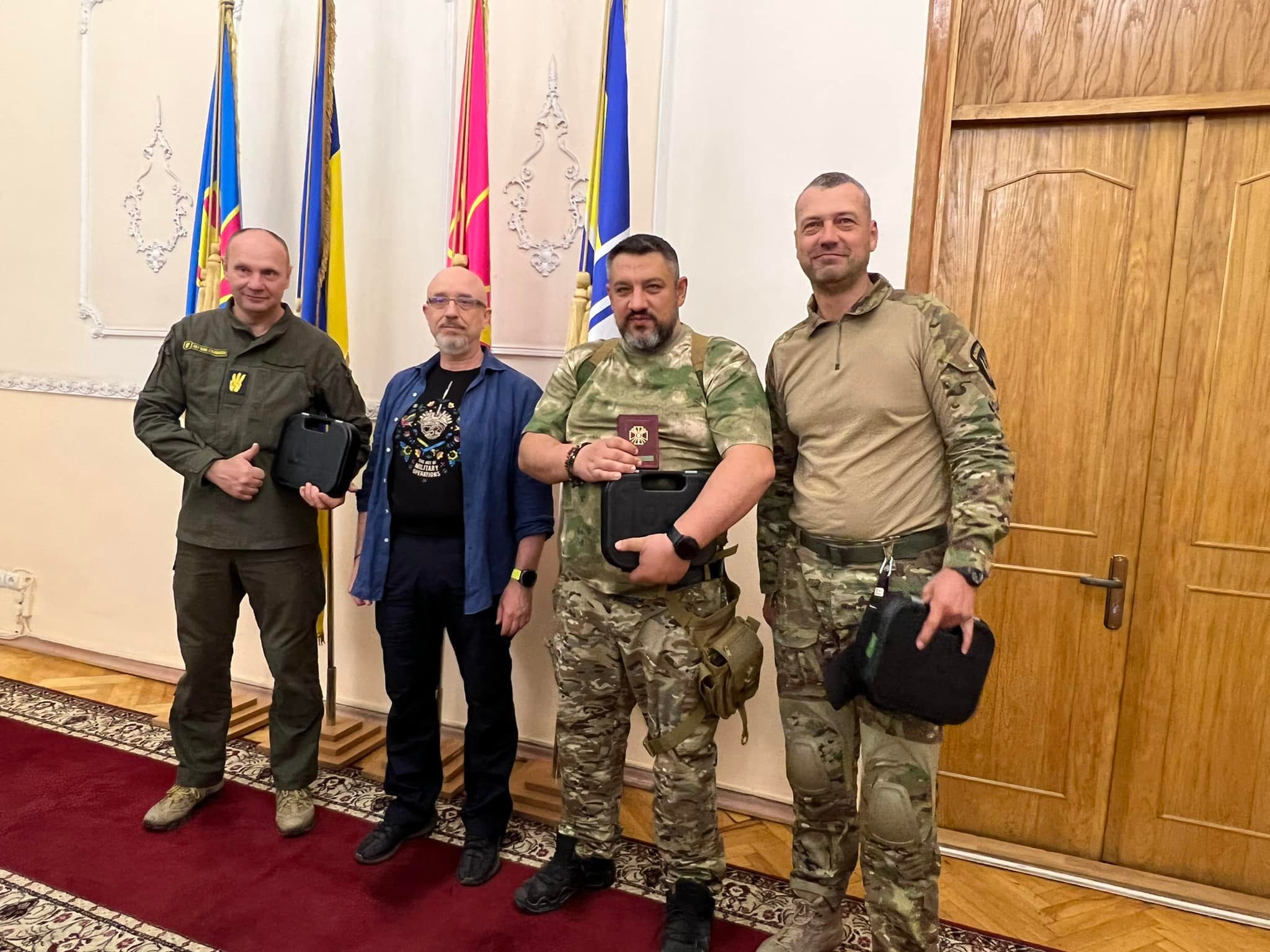 «Деякі генерали воюють як політики». Командир батальйону «Свобода» розповів Резнікову про проблеми на передовій