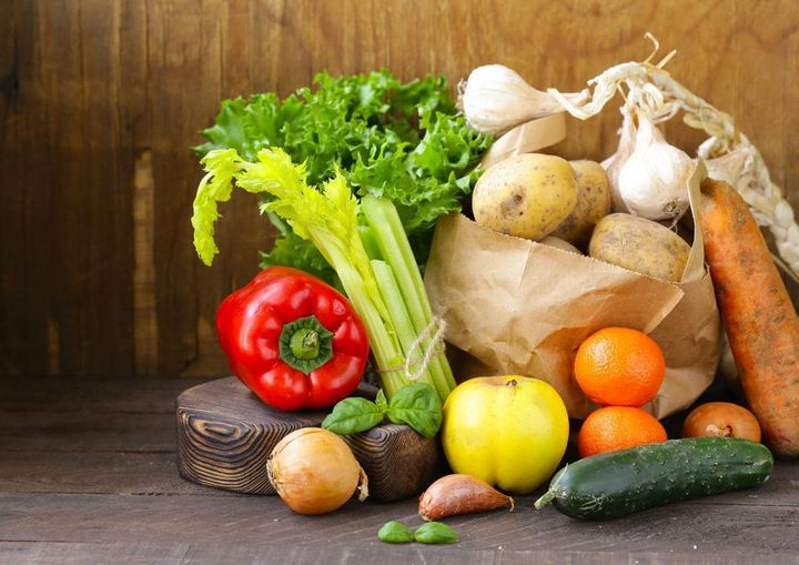 У Києві заборонили продаж певних продуктів на базарах: що сталося