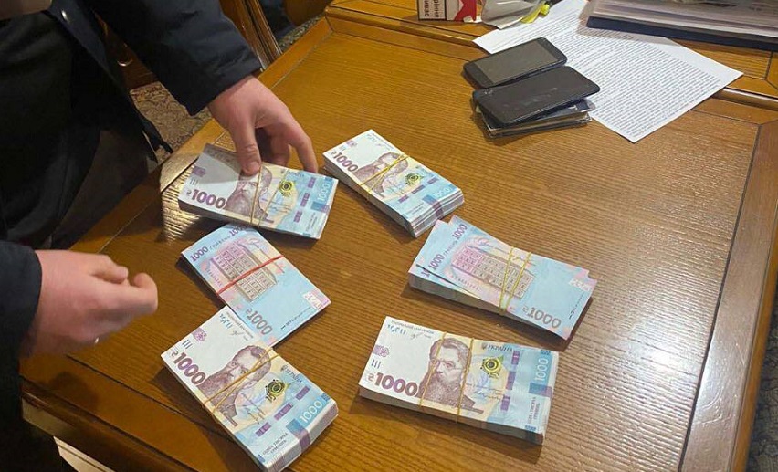 Нардеп "Слуги народу" попався на хабарі в пів мільйона