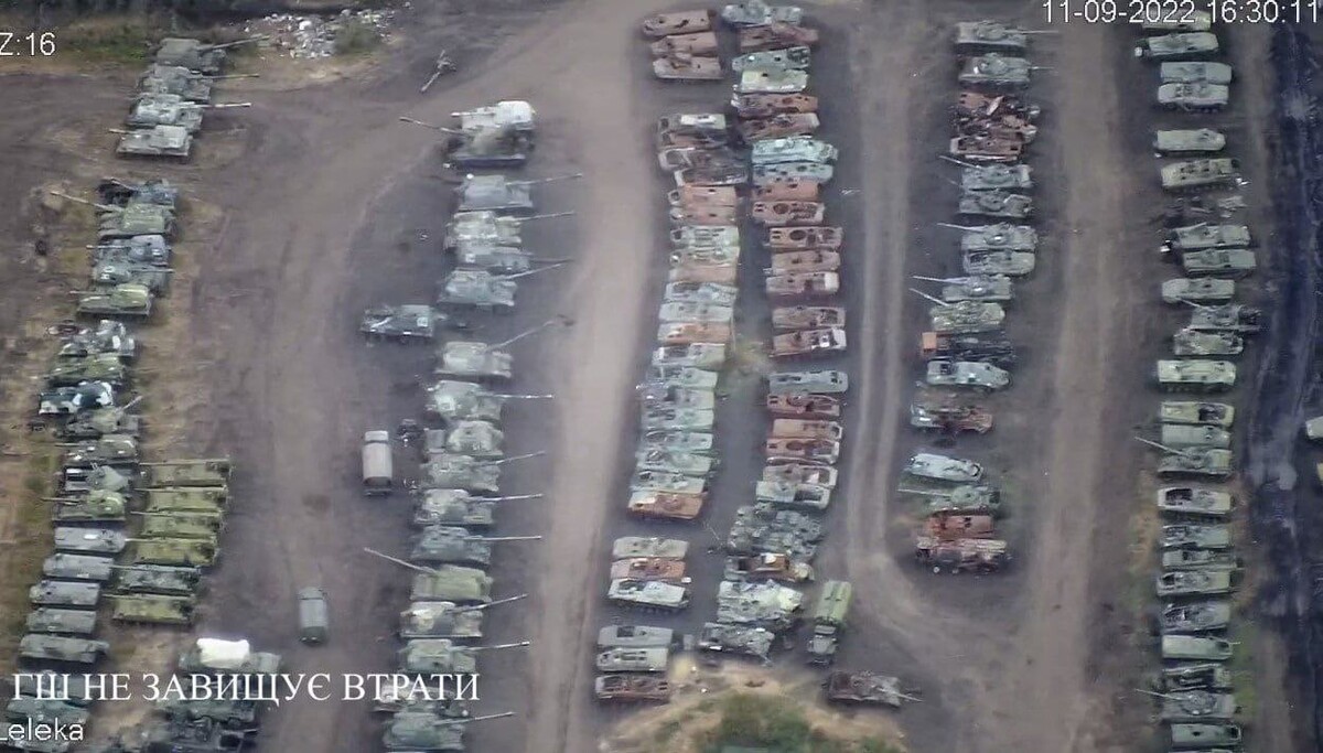 На Бєлгородщині росіяни облаштували "цвинтар" своєї військової техніки. Фото