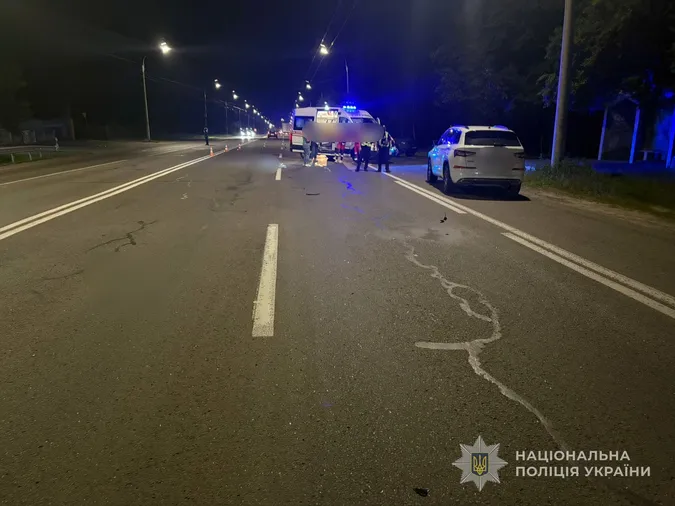 Жахлива аварія на Волині: авто на смерть збило пішохода (фото)