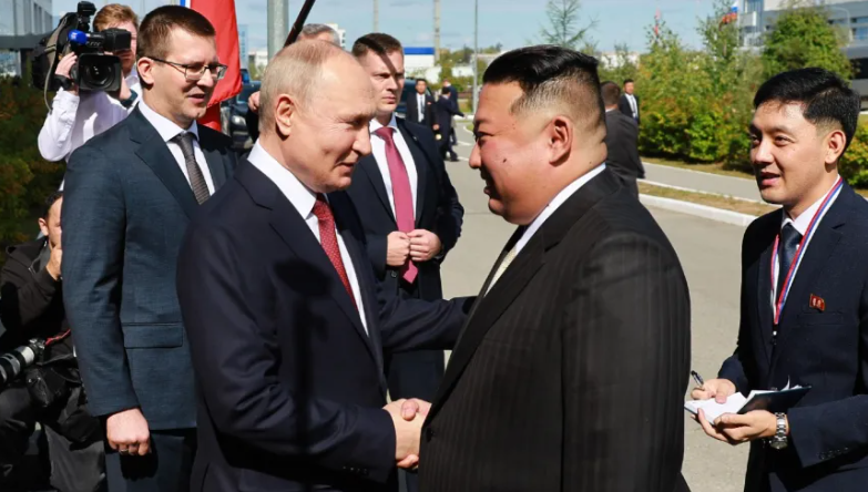 КНДР передав Росії тисячу контейнерів військової техніки: у ЗМІ показали маршрут