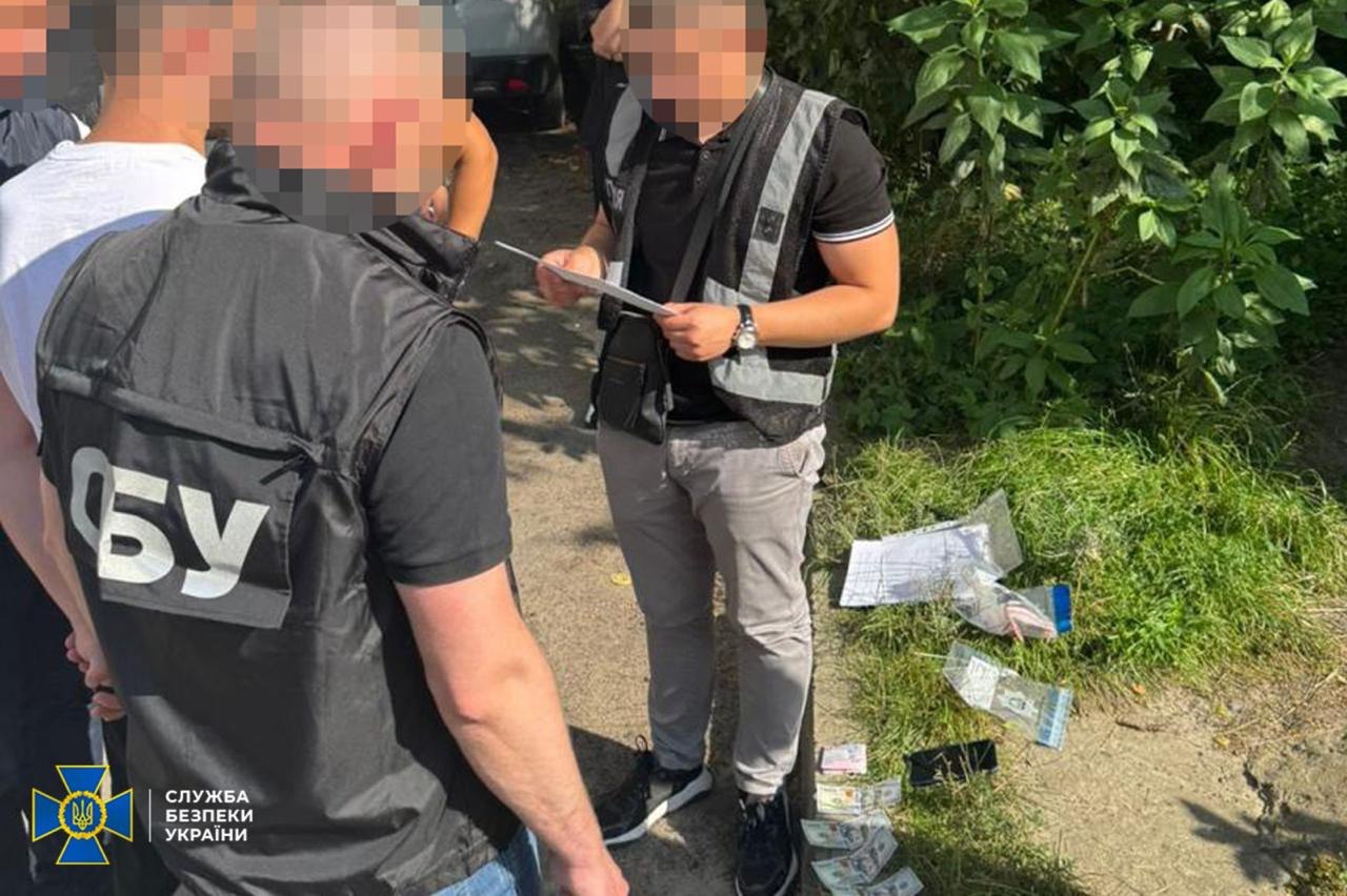 Львівʼянин за гроші намагався оформити 33-річного чоловіка в університет (фото)