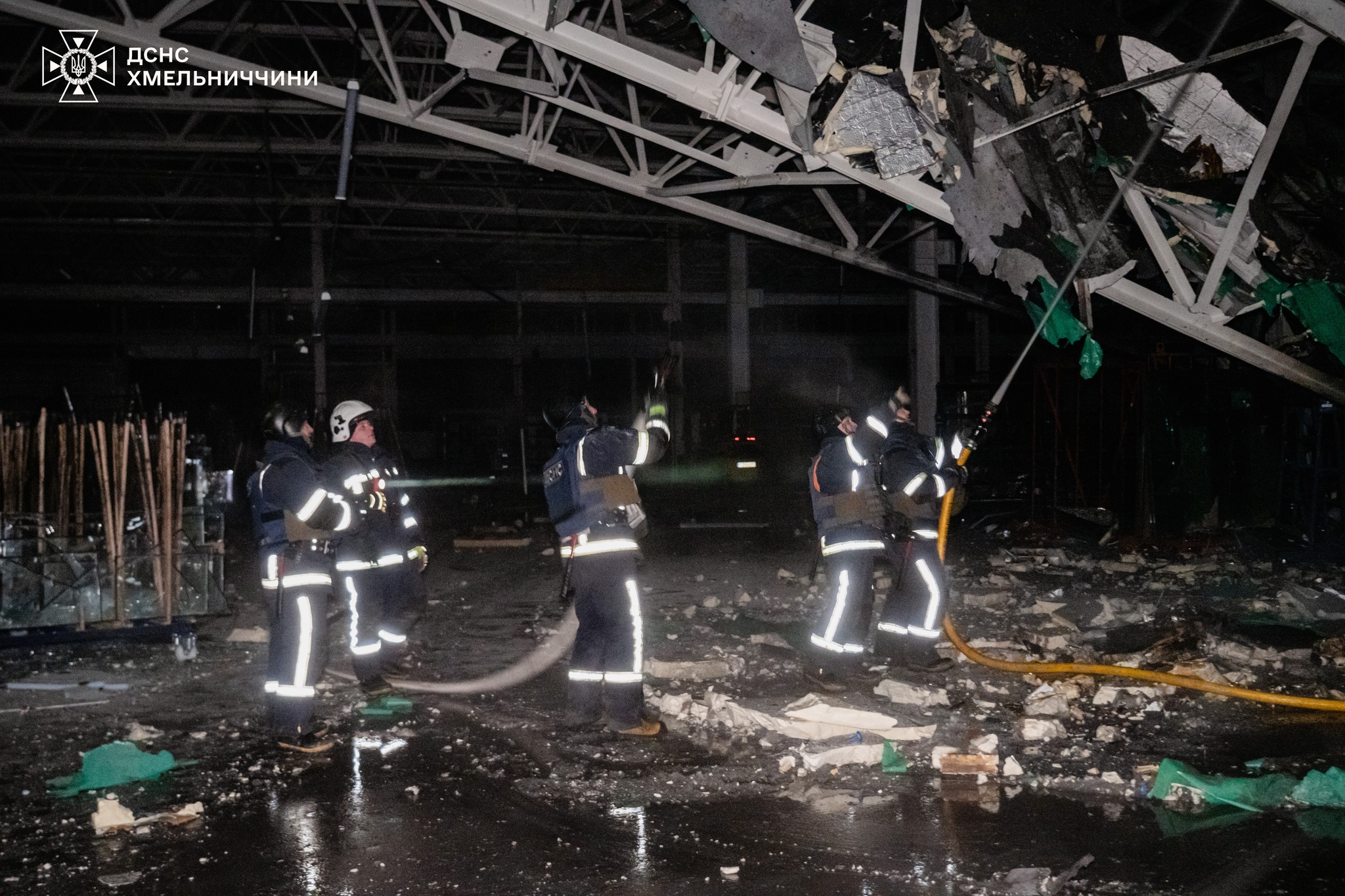 Атака на Хмельниччину: з’явилися фото та відео наслідків удару по підприємству