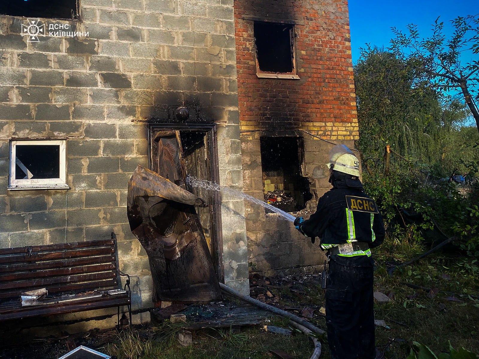Атака ворожих дронів на Київщину: влада повідомила про наслідки
