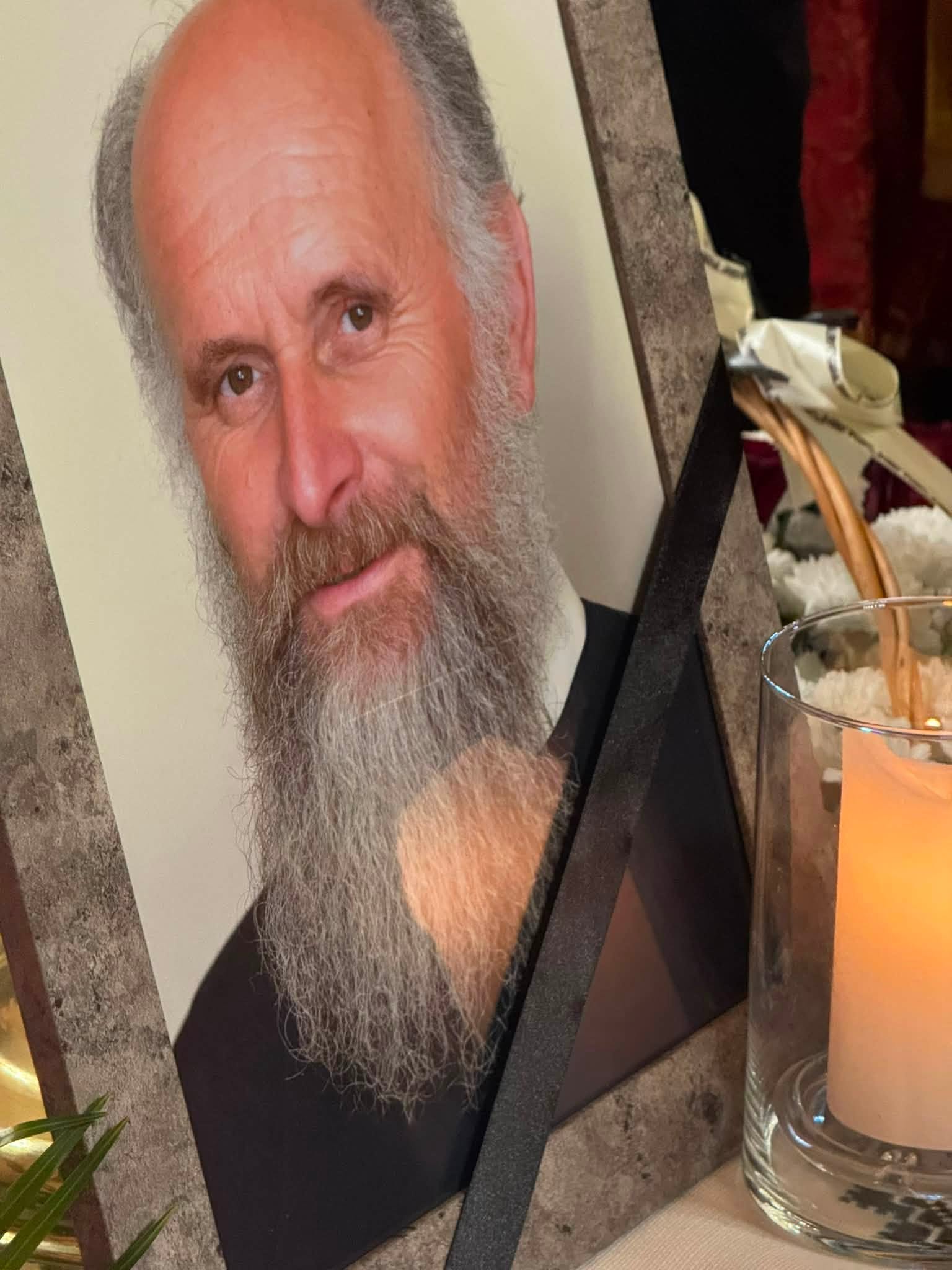 Сьогодні прощаються з відомим українським священником (фото)