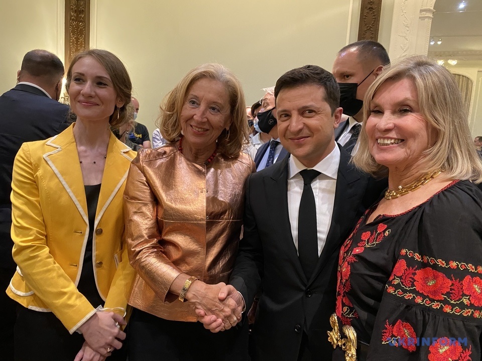 Зеленський обіцяв діаспорі США реалізувати ідею подвійного громадянства