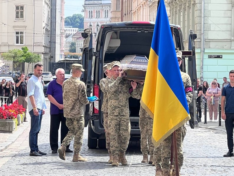 Сьогодні у Львові прощаються з лікаркою Охмадиту, яку вбила російська ракета