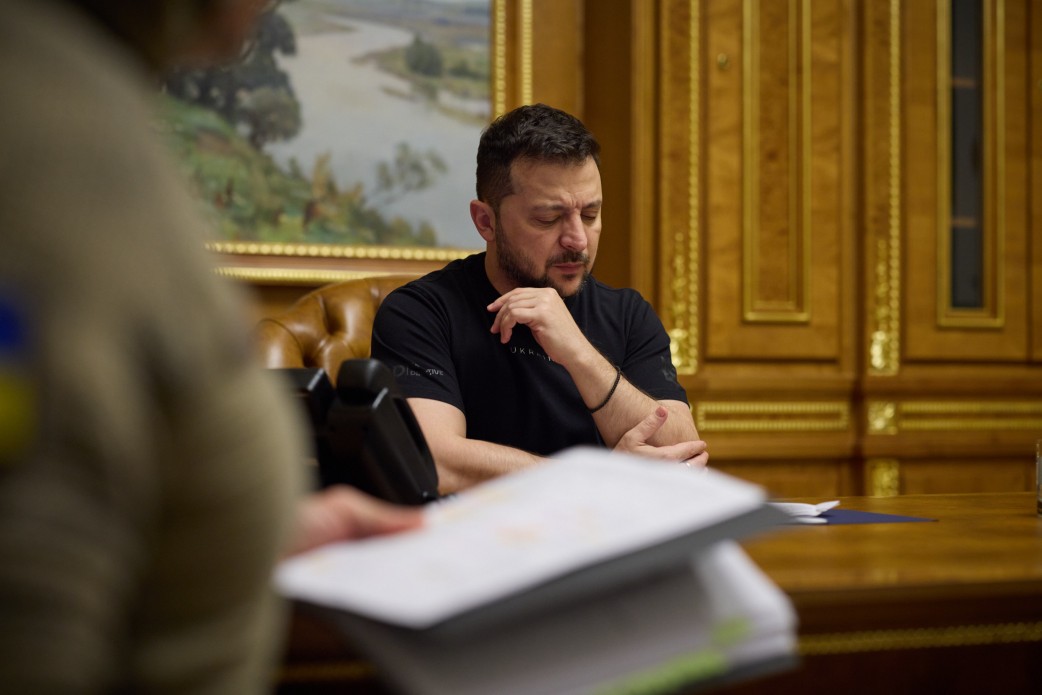 Росія втратила щонайменше бригаду. Зеленський розповів про оборону Авдіївки