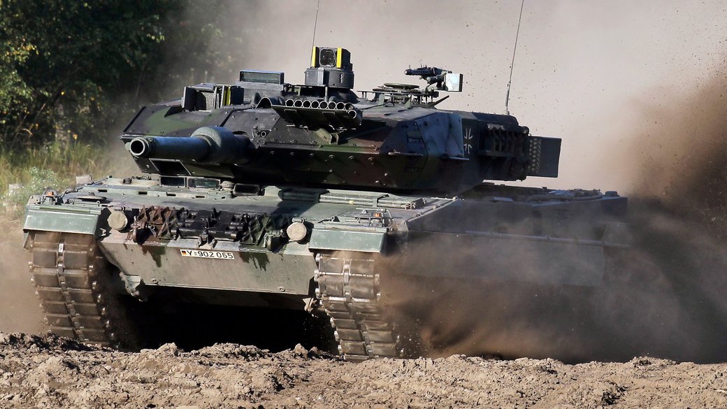 Канада передасть Україні чотири танки Leopard 2