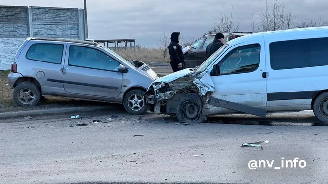 На Волині п'яна водійка вчинила ДТП і втекла з місця аварії (фото)