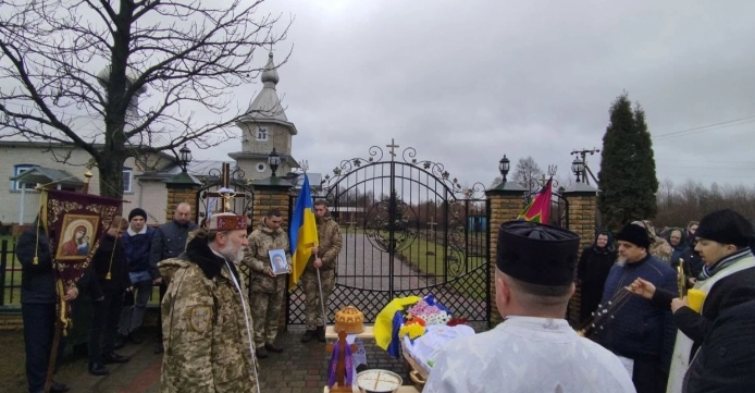 На Волині через промосковського настоятеля домовину з тілом загиблого воїна не пропустили у храм