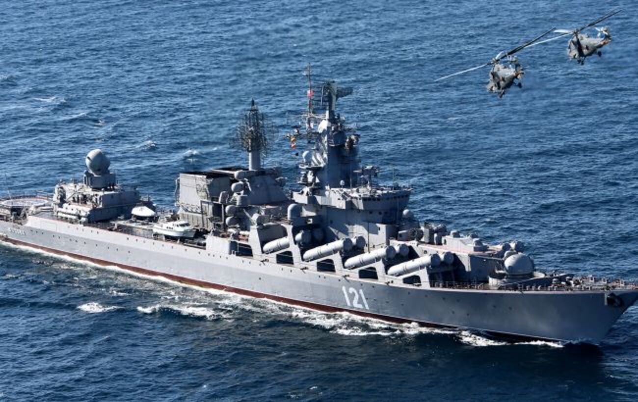 Лише 14 моряків «Москви» привезли до Севастополя. Доля майже 500 інших невідома