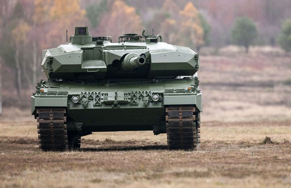 Німеччина не виключає передачу Україні танків Leopard