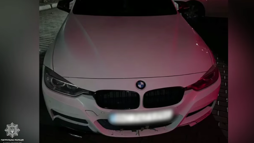 У Львові п’яний водій BMW намагався втекти від патрульних