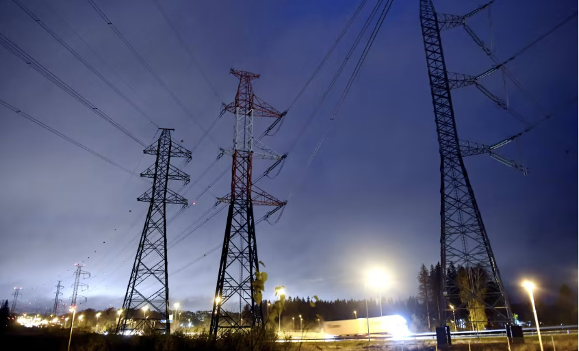 Через загрози ракетних ударів у деяких областях екстрені відключення світла