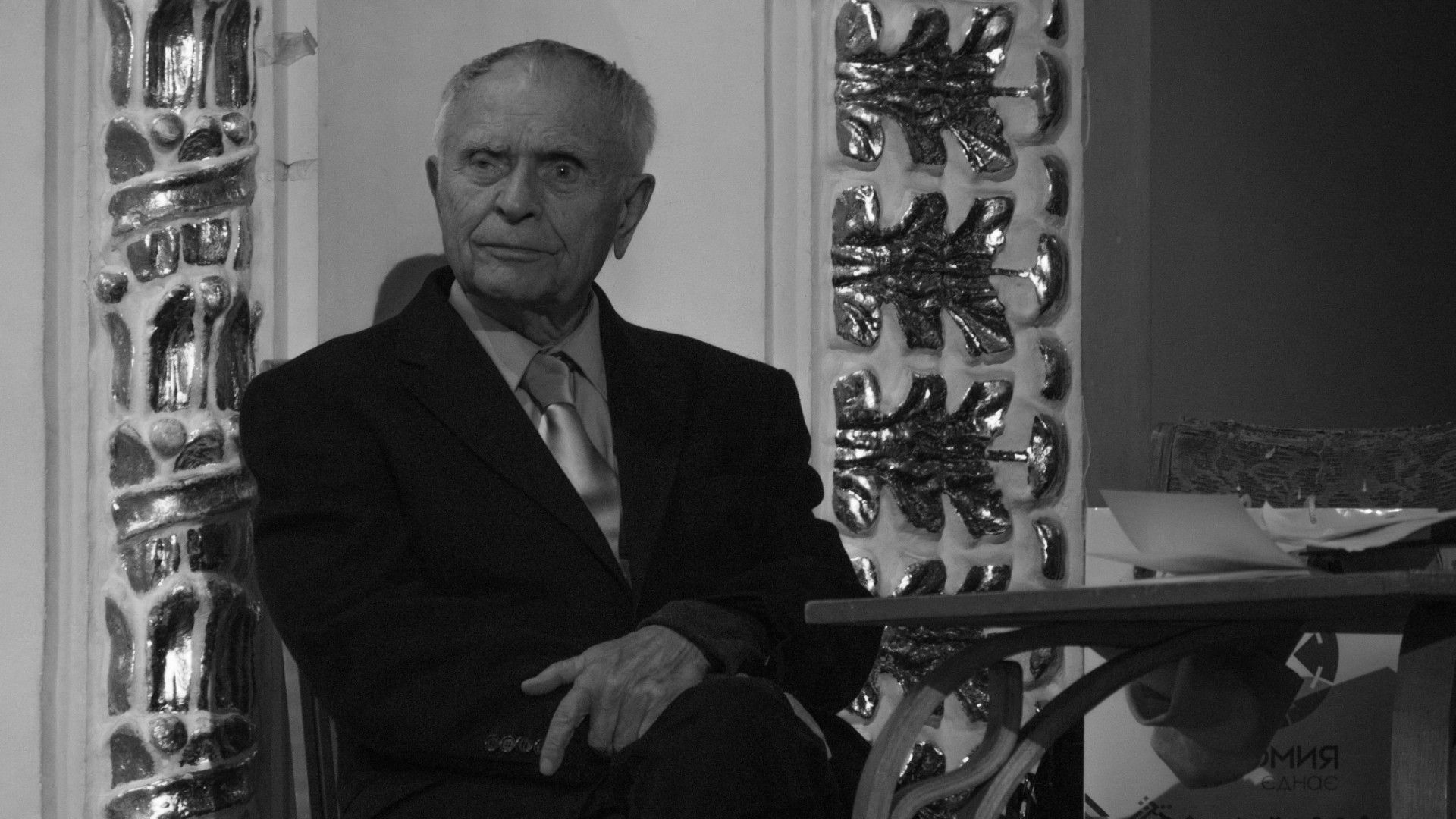 Помер поет і Герой України Дмитро Павличко