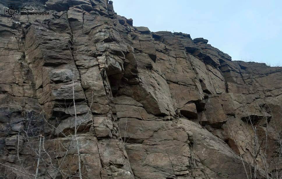 На Вінниччині внаслідок падіння з висоти загинув 17-річний хлопець