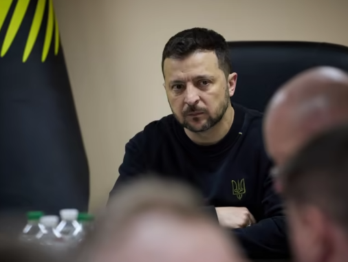 Буде відповідь окупанту: Зеленський провів нараду з військовими