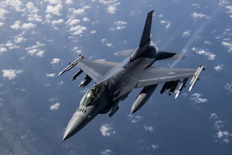 Цієї ночі на літаку F-16 загинув льотчик 1-го класу підполковник Максим Устименко