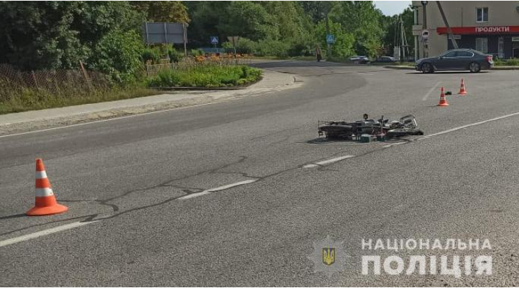 На Львівщині сталися дві ДТП. Загинув скутерист і постраждав велосипедист
