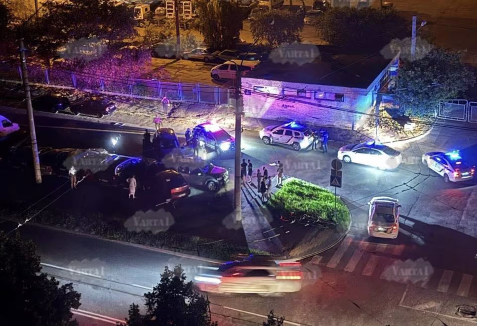 Вночі у Львові чоловік на авто втікав від поліції (фото)