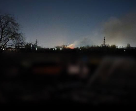 У Мелітополі "прилетіло" по військовій базі росіян. Детонувало понад годину