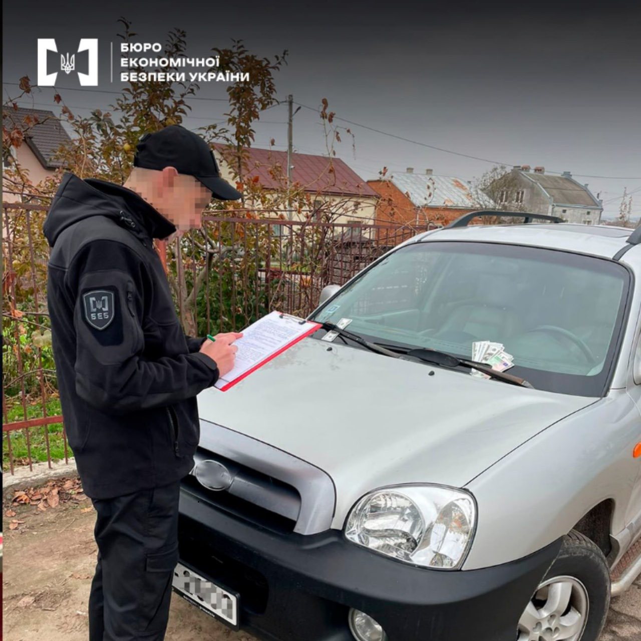 Авто для ЗСУ: БЕБ на Львівщині викрило схему ввезення машин під виглядом гуманітарної допомоги