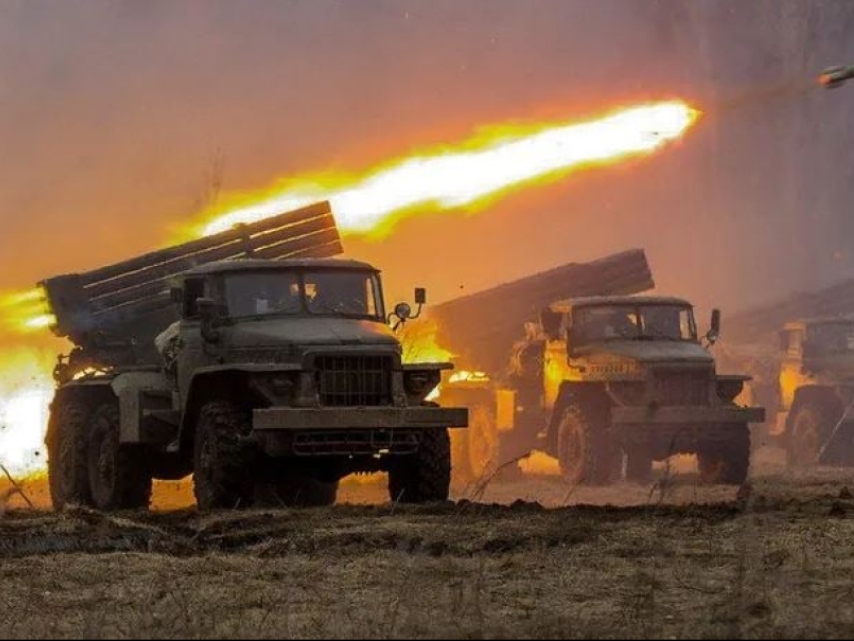 На Дніпропетровщині росіяни обстріляли місто Зеленодольськ, є поранений
