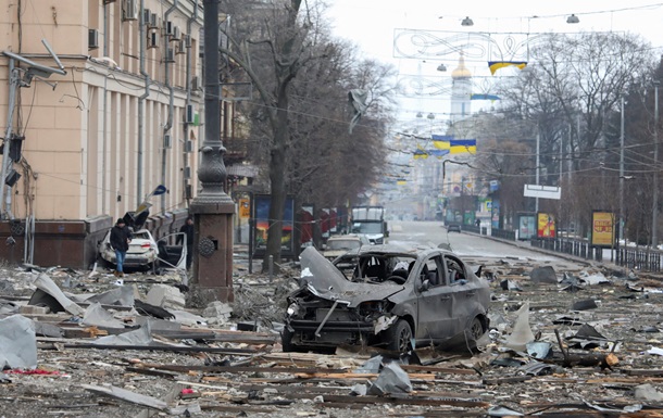 На Херсонщину окупанти не пускають фури з гуманітарною допомогою